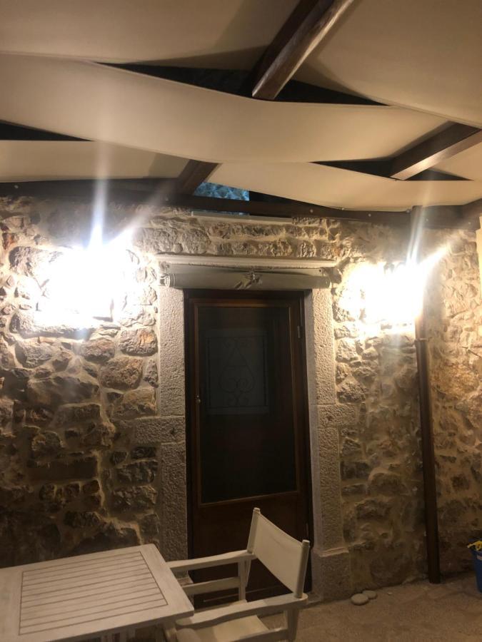 Вилла Elata Stone House Экстерьер фото