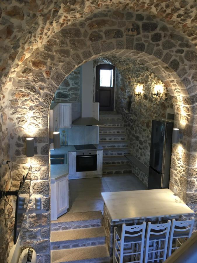 Вилла Elata Stone House Экстерьер фото