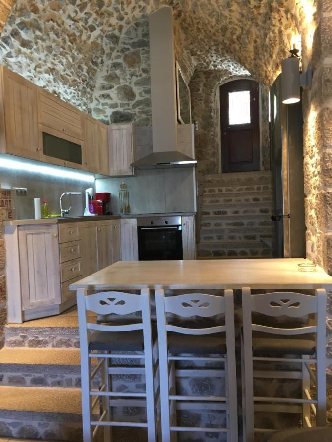 Вилла Elata Stone House Экстерьер фото