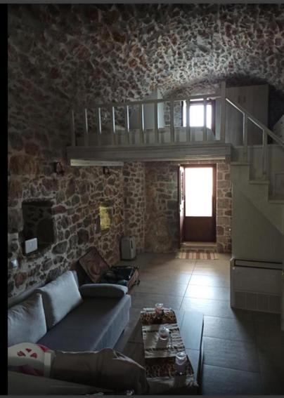 Вилла Elata Stone House Экстерьер фото